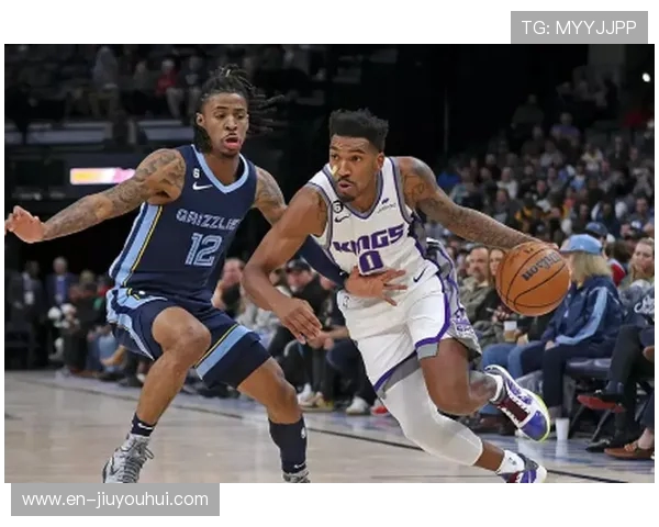 英格兰足球全面暂停引发球迷热议赛事未来充满不确定因素